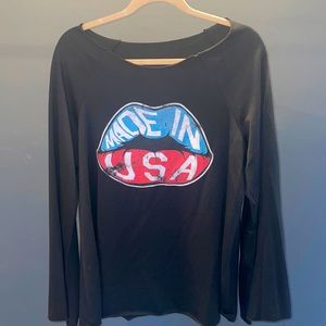 Off the shoulder long sleeve top with bell sleeves. Size L